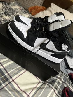 Jordan 1s Size 11