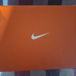 Nike Shoes Size 11