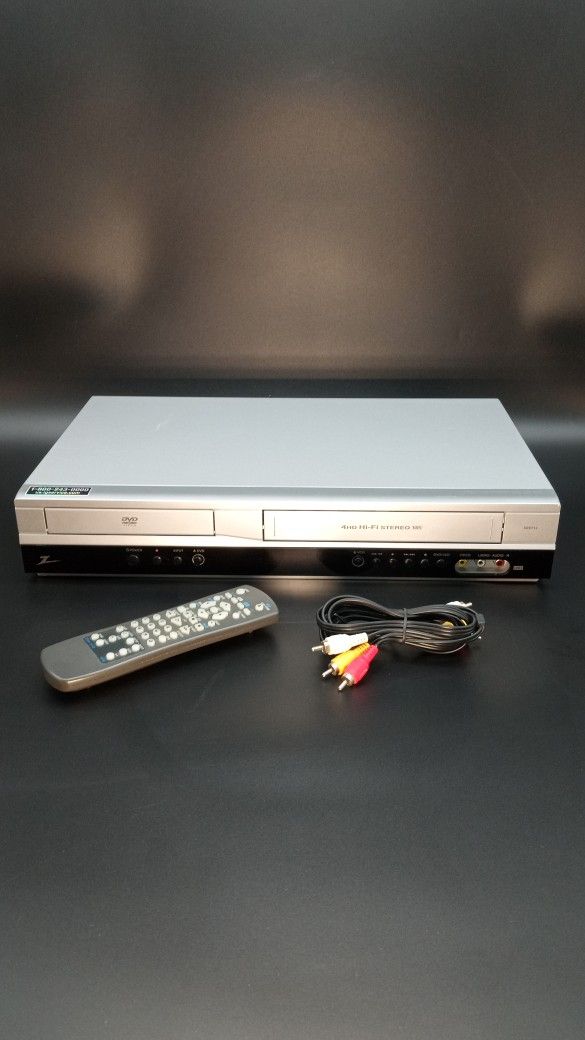 Zenith VCR/ DVD Player with Remote And Cable. Works Fine.