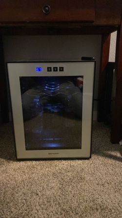 Mini wine cooler