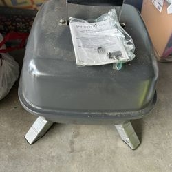 Brand New Pampered Chef Indoor Outdoor Grill