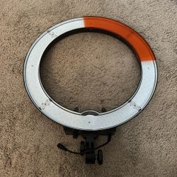 Ring Light - Neewer