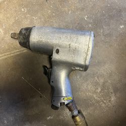 1/2" Square Drive Pneumatic Impact Wrench 300lbs Tork 100 PSI