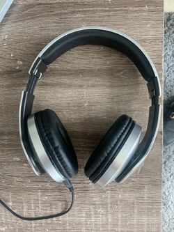 Bluetooth headphones