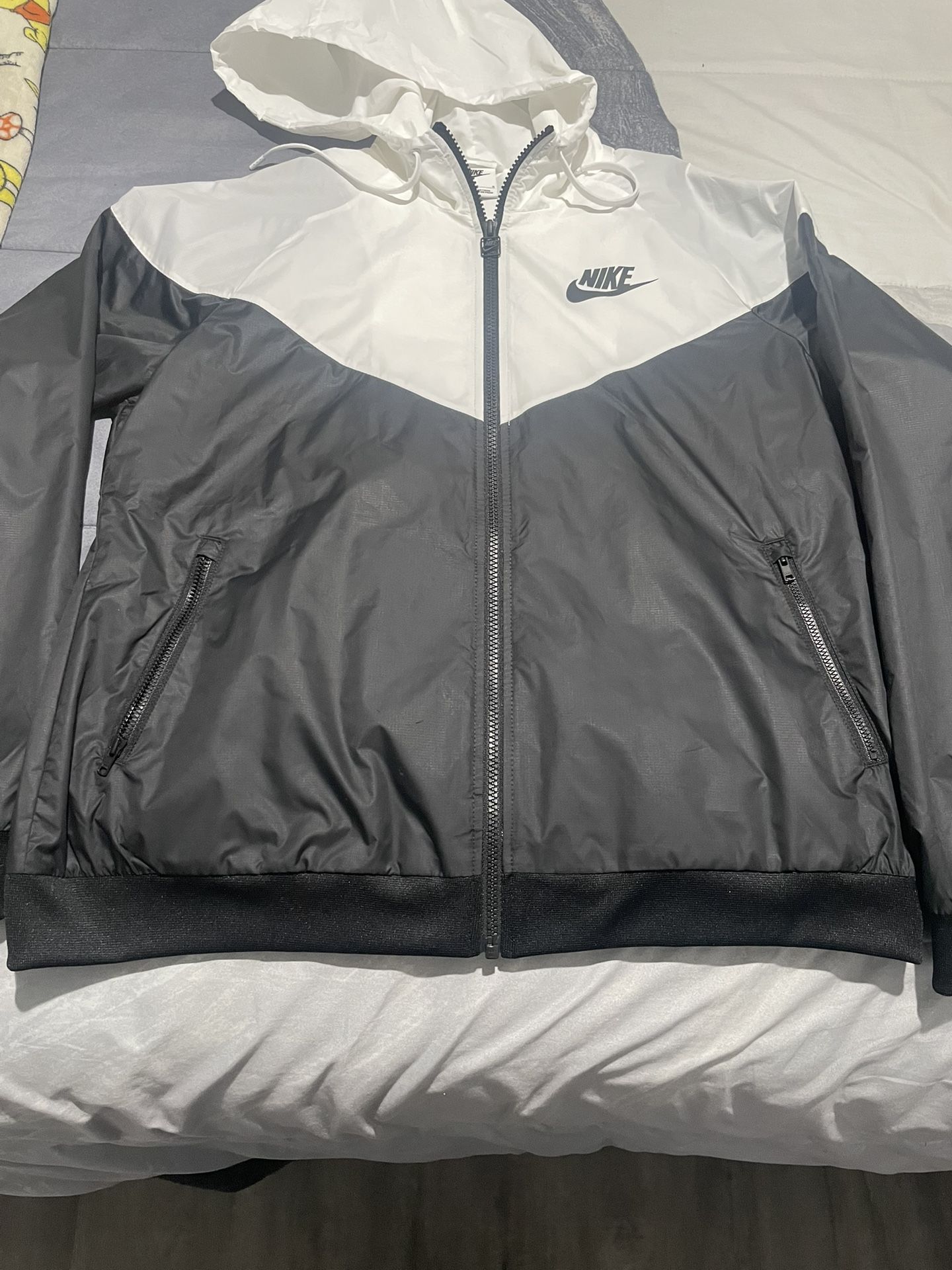 Women’s Nike Windbreaker