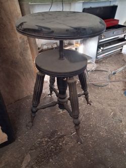 Vintage piano stool