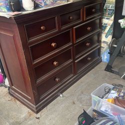 Dovetail Furniture Set