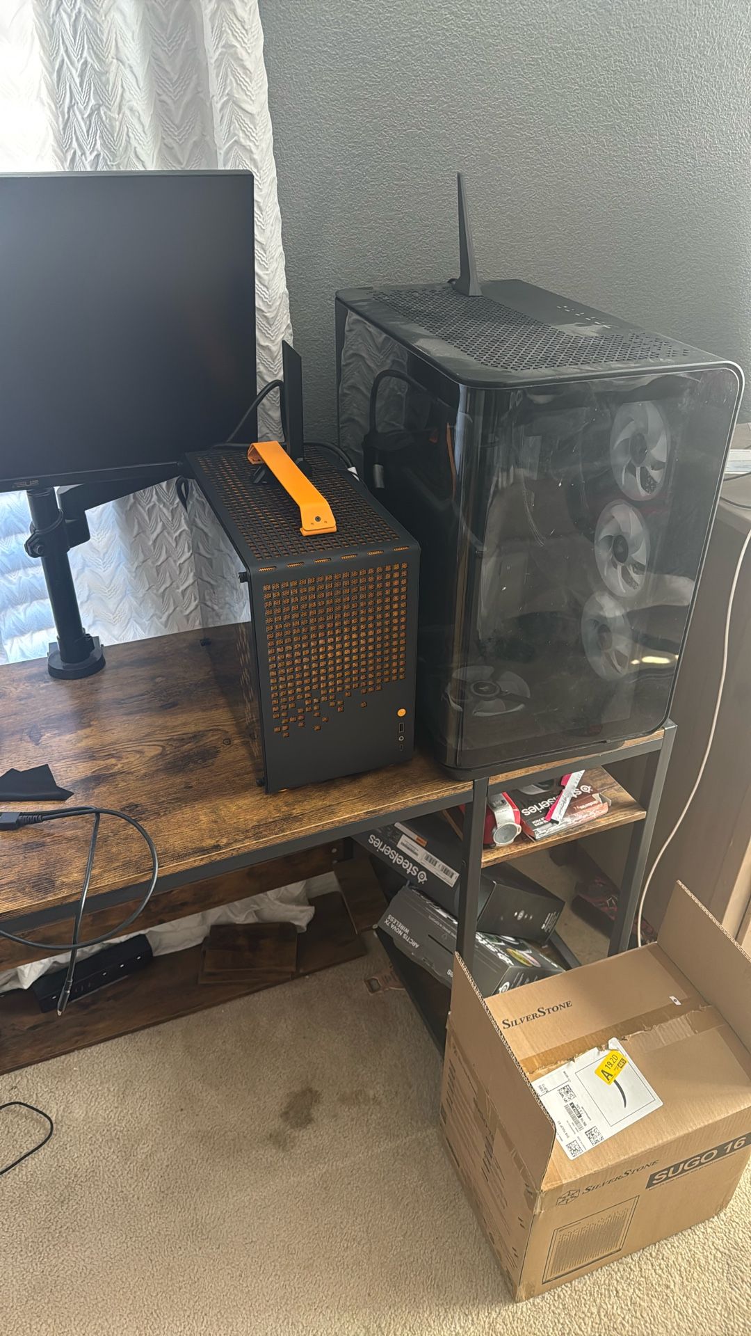 Jonsbo Z20 Small FORM Factor pc Windows 11 Home