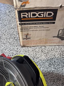 Brand new rigid table saw 12”