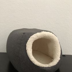 Pet Cave Dog & Cat Bed - Gray
