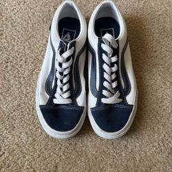 Women’s Vans 