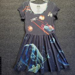 r STAR WARS Women Mighty Fine Sz 2xl Spaceship Black Dress RARE

￼