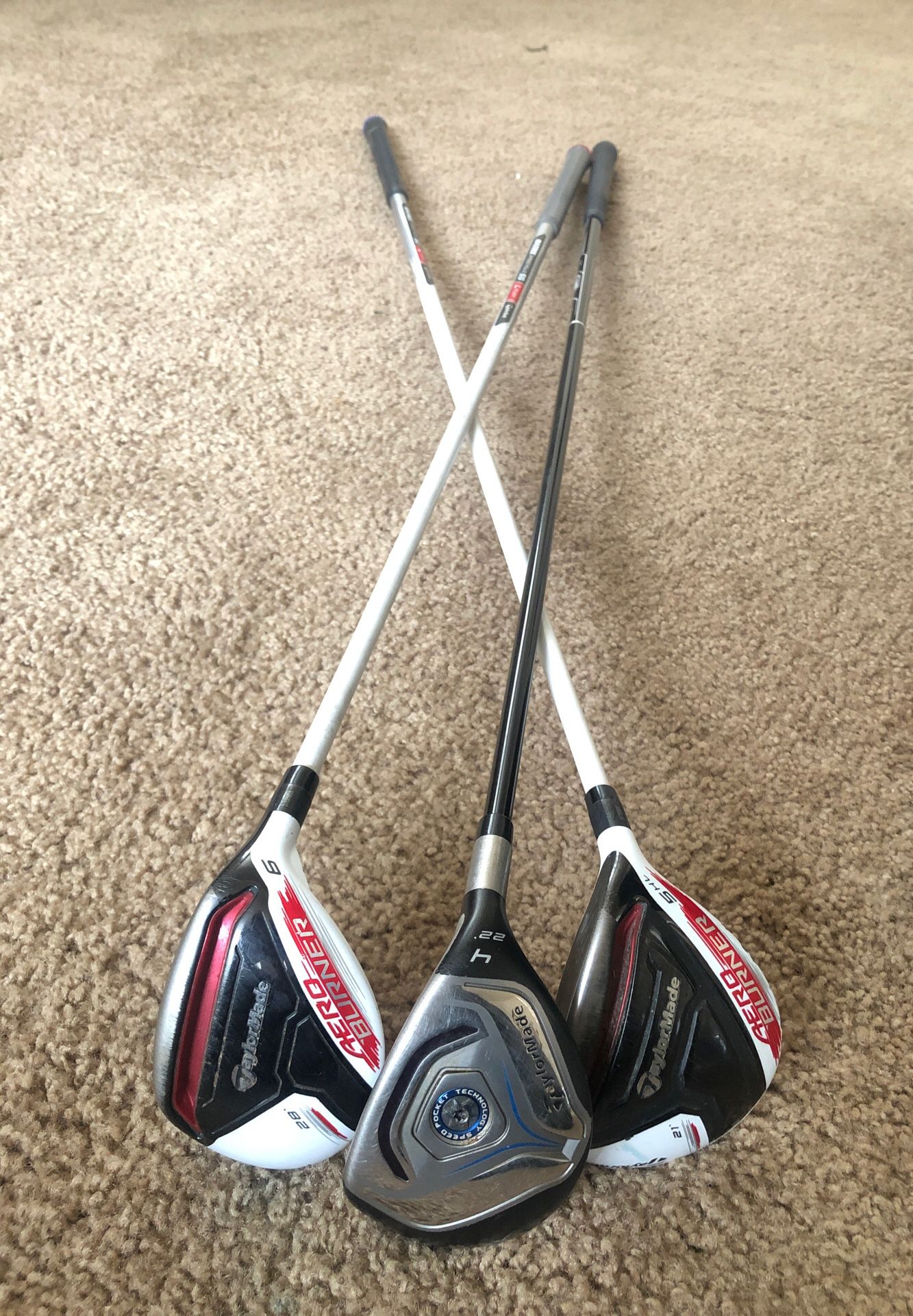 Great condition, Taylormade golf clubs. 1 season use