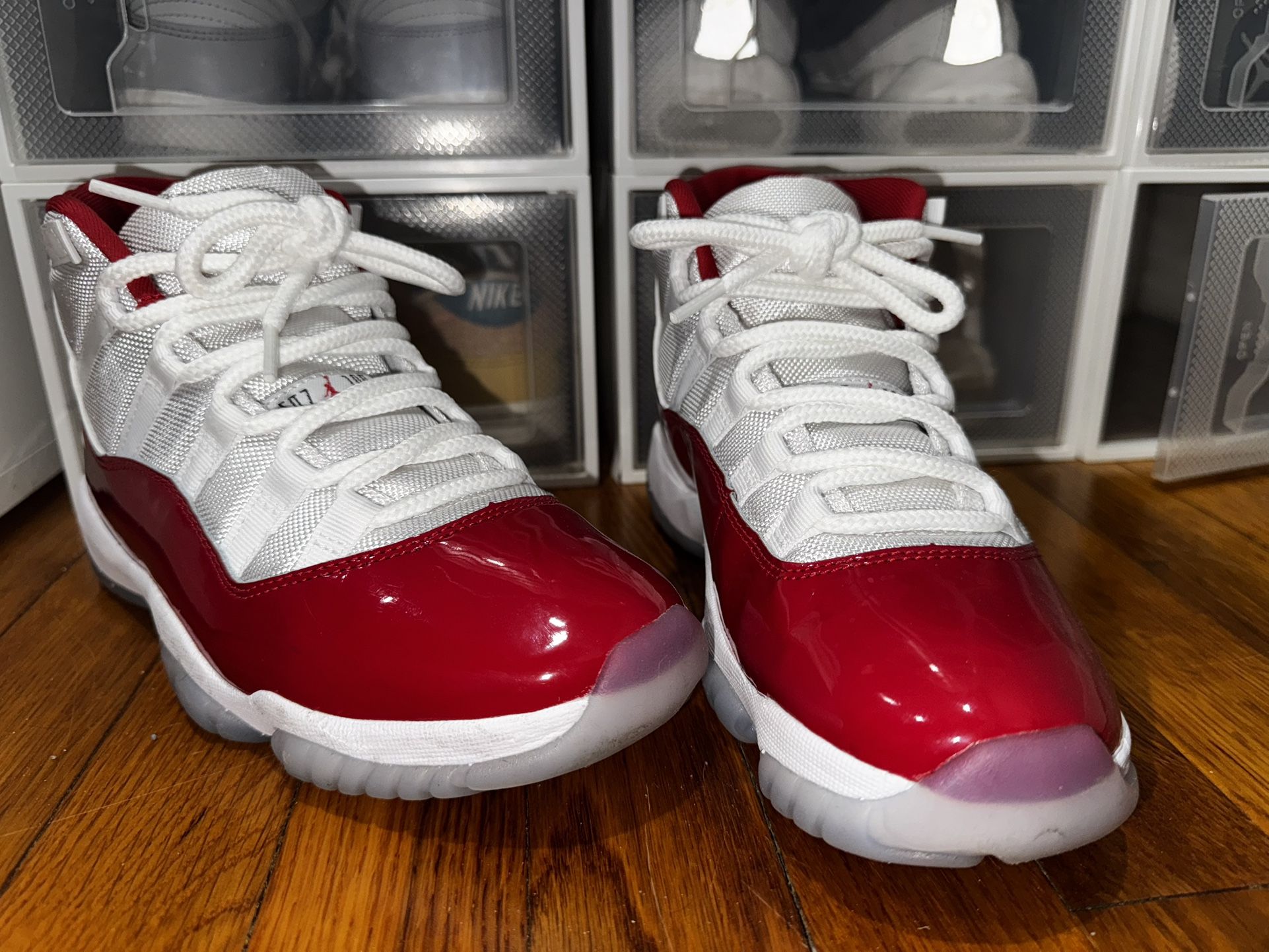 Jordan 11 Retro Cherry (2022)