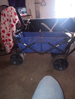 A Blue Wagon And Good Condition