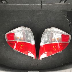 2009 - 2013 Honda Fit Taillight passenger side only