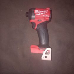 New Milwaukee M18 Fuel 4th Generation 1/4  Hex Impact Tool Only 