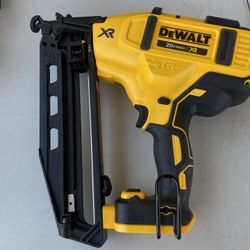 Dewalt Nailer 16 G