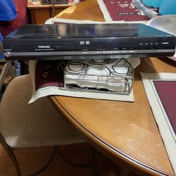 Toshiba DVD recorder modelD410