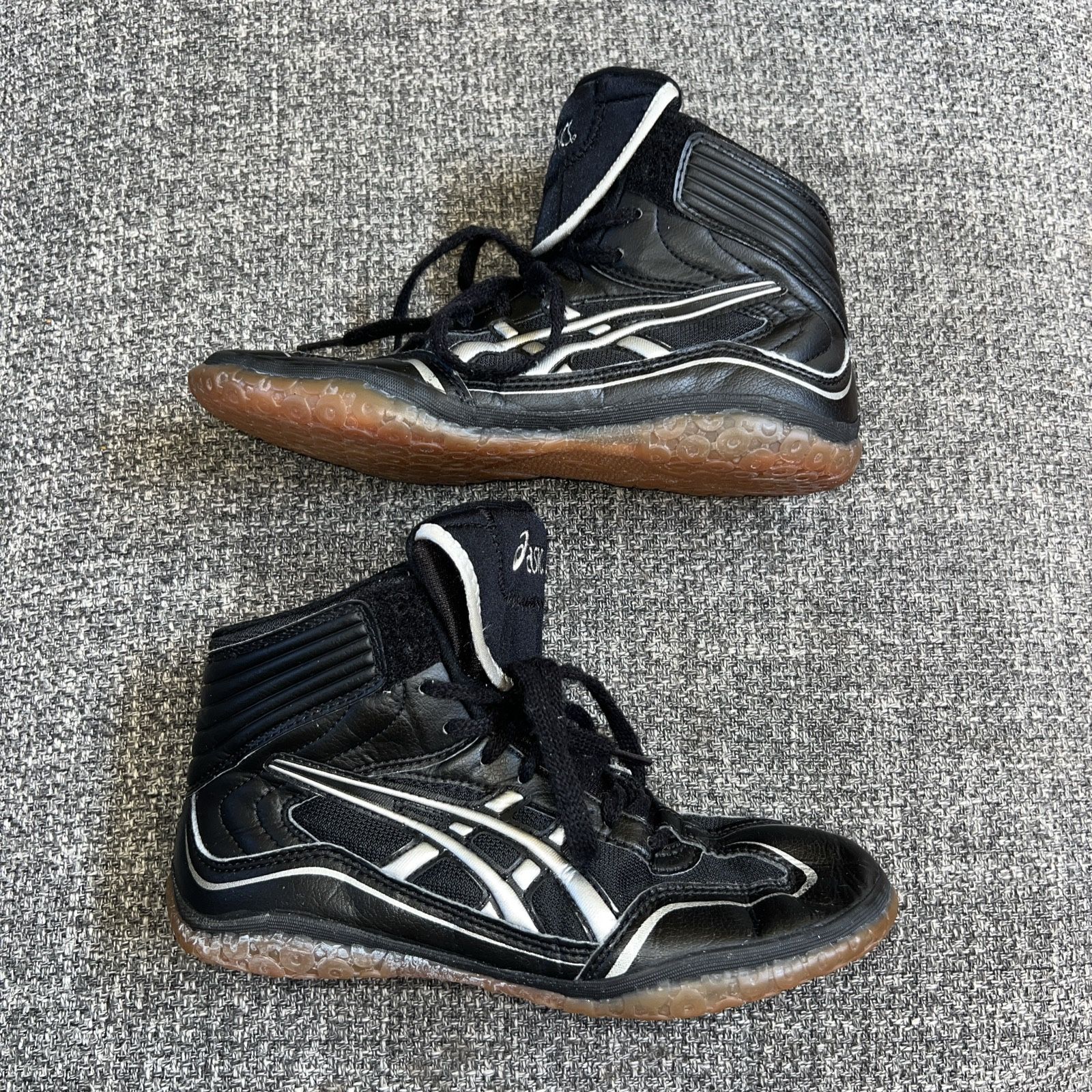 Asics Wrestling Shoes Unrestrained JY302 US Size 7/ Euro 38 F280503YX