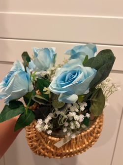 10 Blue Floral Centerpieces
