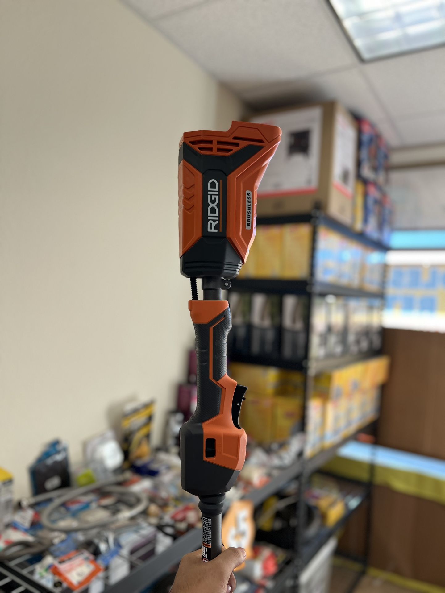 New RIDGID 18V Brushless 14 in. Cordless Battery String Trimmer (Tool Only)