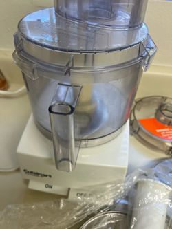 Cuisinart Cup Pro Custom 11 Food Processor With 625 Watt Motor And Extra Large Feed Tube allows For Whole Fruit And Vegetables, Additional Accessories
