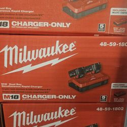 Milwaukee M18 Dual Bay Simultaneous Rapid Charger Tool Only 