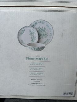 The Pioneer Woman Agatha 12-Piece Stoneware Dinnerware Set, Green