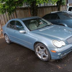 2004 Mercedes C320