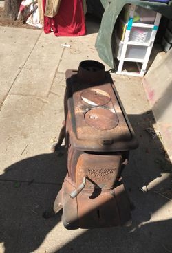 Vogelzang Boxwood stove model bx26e for Sale in Glendale, CA - OfferUp