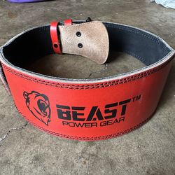 Beast power gear weightlifting belt