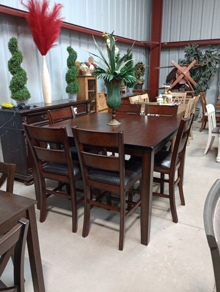 Comedor / Dining Room Table And