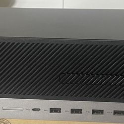 HP Desktop Computer 