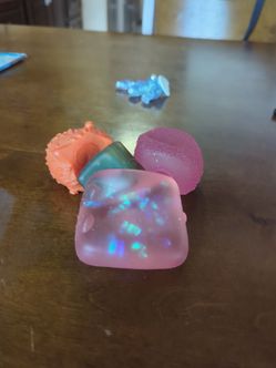 4 Squishies