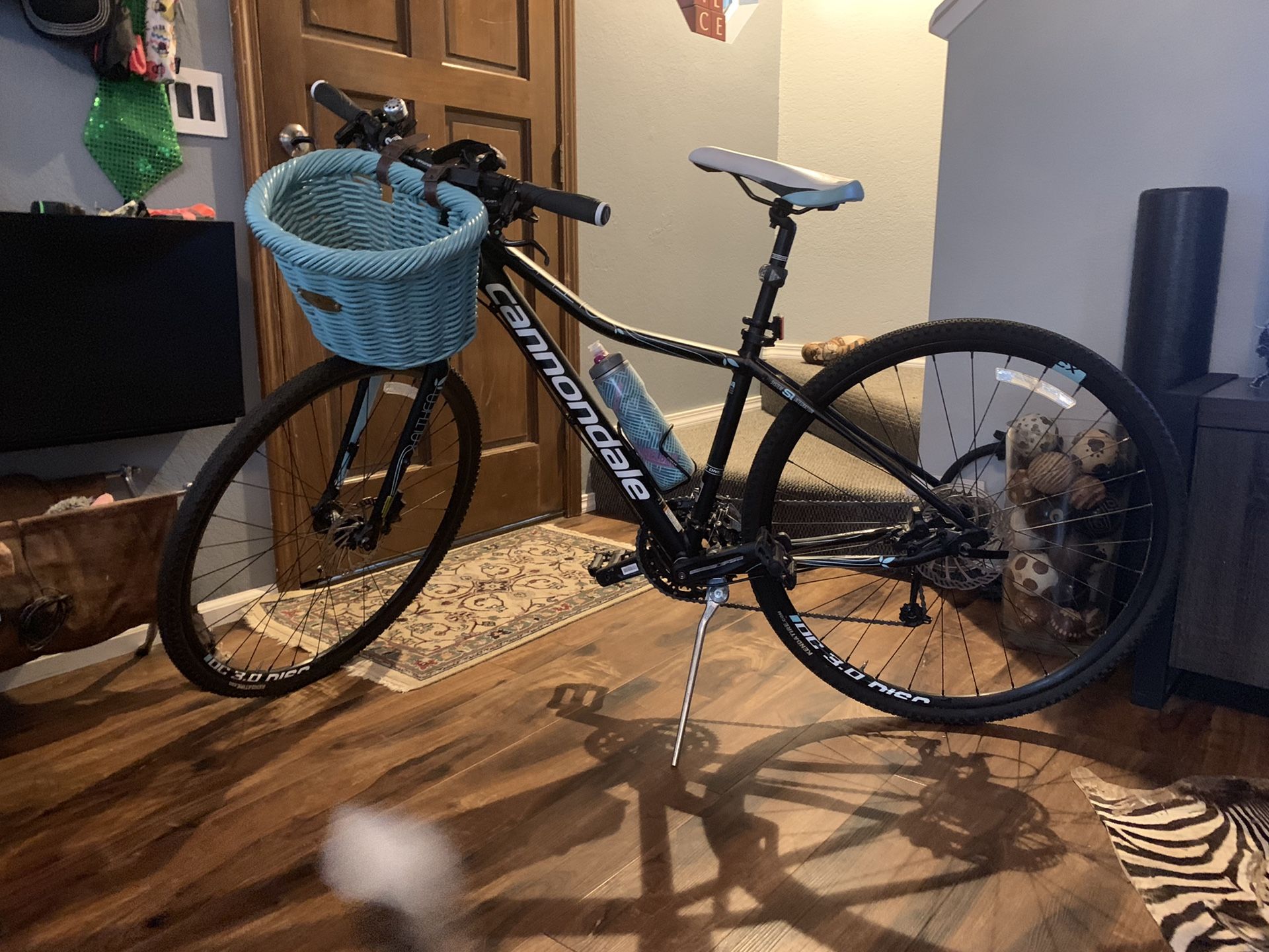 Cannondale Women’s Althea Bike like new