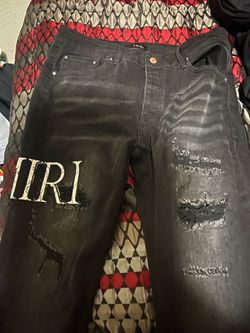 Amiri Black Distressed Jeans size 34