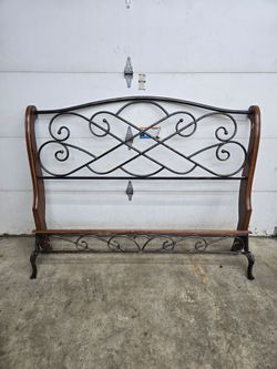 Queen size bed set