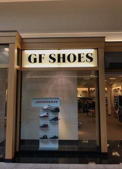 Gf shoes south hill mall for Sale in Puyallup WA OfferUp