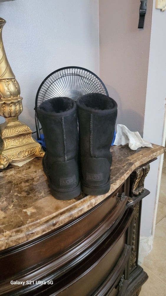 UGG Boots 
