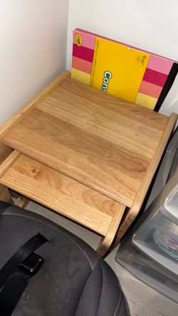 Montessori desk and chair