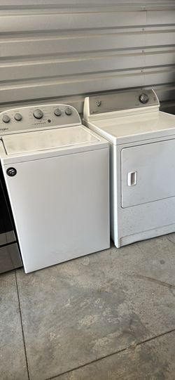 Set washer and dryer