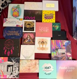 Eyeshadow Makeup Palettes
