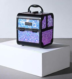 Byootique Cube Makeup Box Cosmetic Case