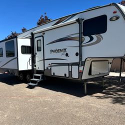 2018 Shasta Phoenix Fifth Wheel