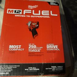 Milwaukee 3/8 Stubby 