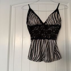 Animal Print Black Lace Tank with Built-In Padding – Statement Fit Top