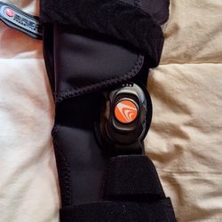 Breg Left Knee Brace