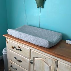 Graco Changing Pad With Cover And 2 Extra Waterproof Pads