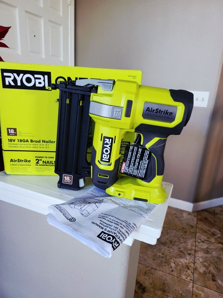 Ryobi ONE+ 18V 18-Gauge Cordless AirStrike Brad Nailer (Tool Only)
